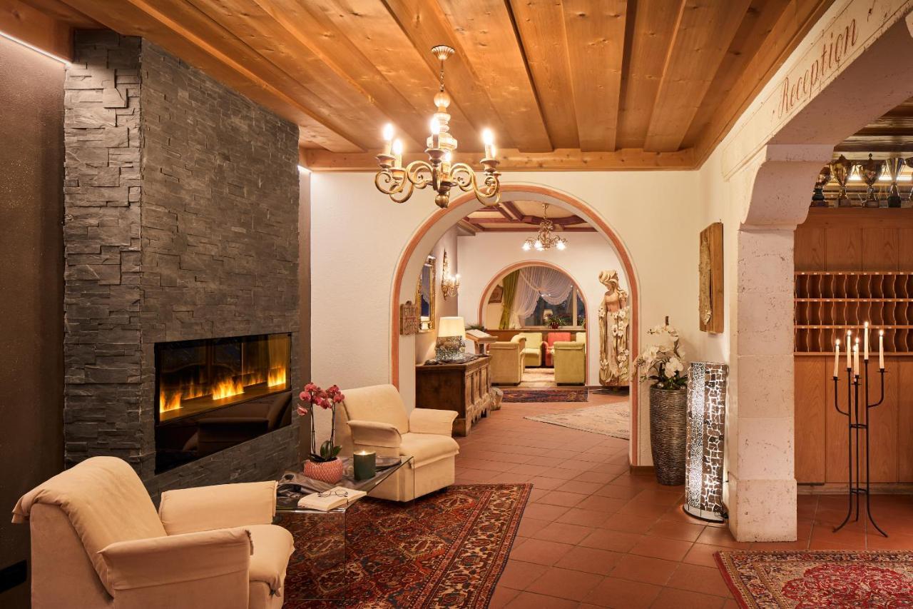 Dolomites Wellness Hotel Savoy La Villa  Luaran gambar