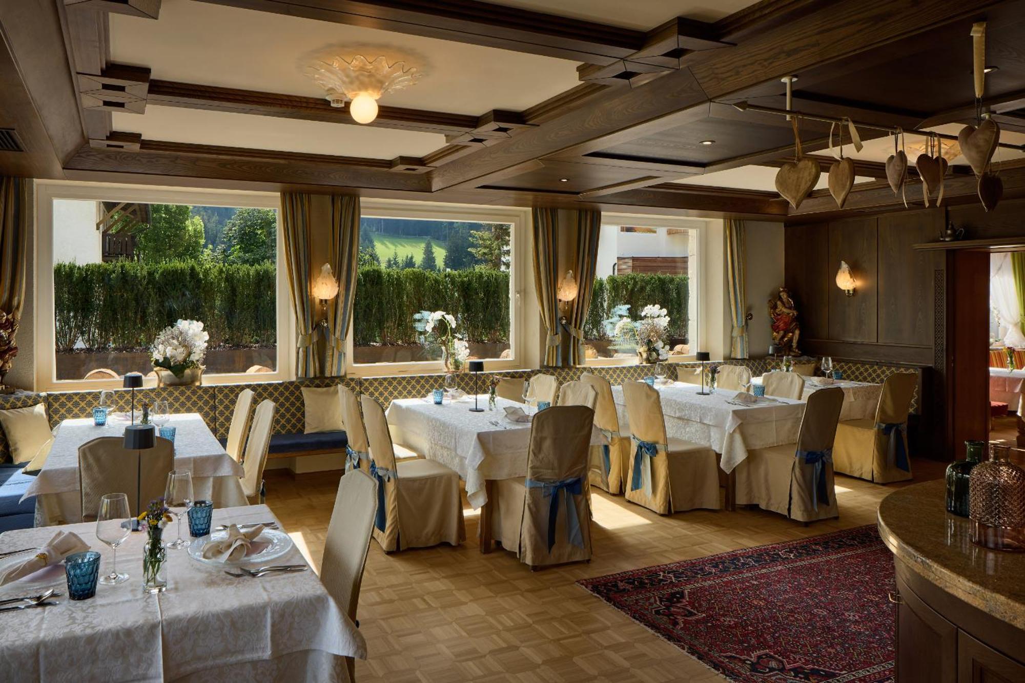 Dolomites Wellness Hotel Savoy La Villa  Luaran gambar